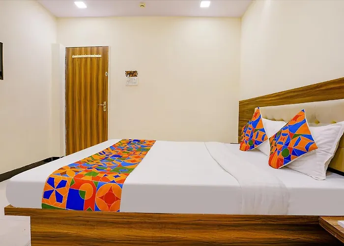 Fabexpress Galaxy Inn